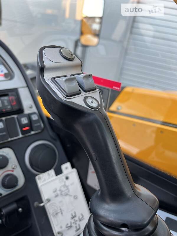 Телескопічні навантажувачі JCB 536-60 2012 в Луцьку