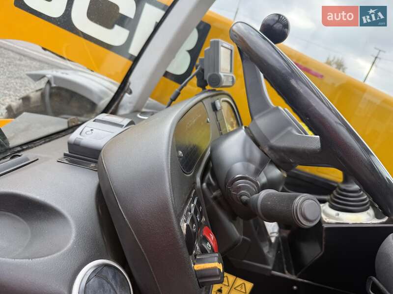 Телескопический погрузчик JCB 536-60 2013 в Луцке фото 16 Телескопический погрузчик JCB 536-60 2013 в Луцке