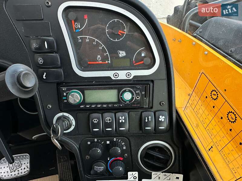 Телескопічні навантажувачі JCB 536/70 2012 в Луцьку