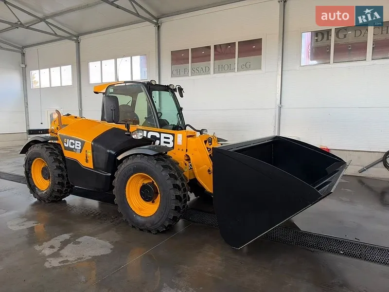 JCB 536/70 2013