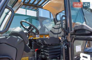 Телескопический погрузчик JCB 540-140 2023 в 