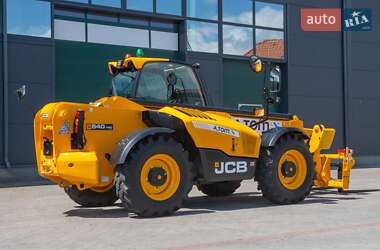 Телескопический погрузчик JCB 540-140 2023 в 