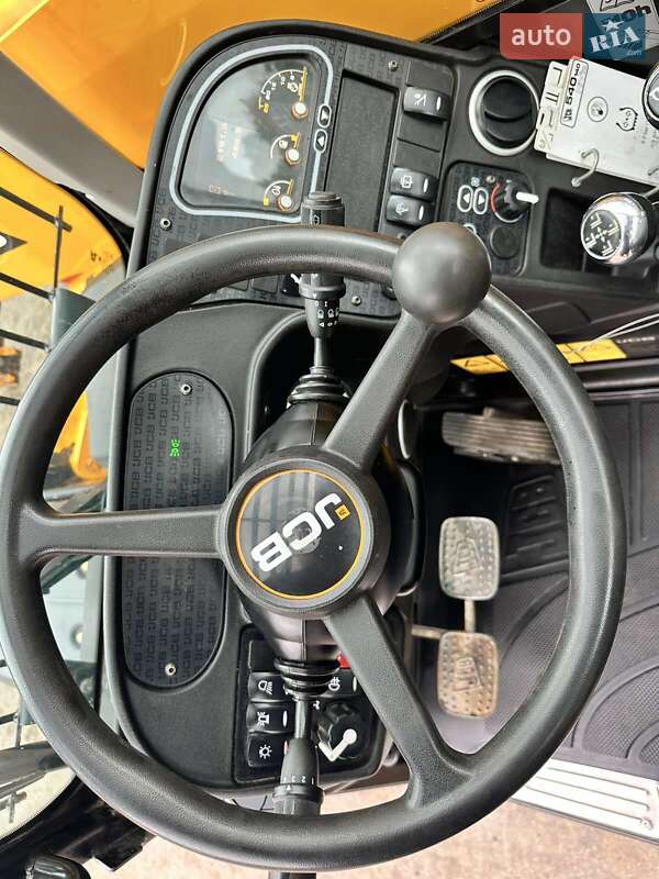 Телескопічні навантажувачі JCB 540-140 2020 в Житомирі фото 10 Телескопічні навантажувачі JCB 540-140 2020 в Житомирі