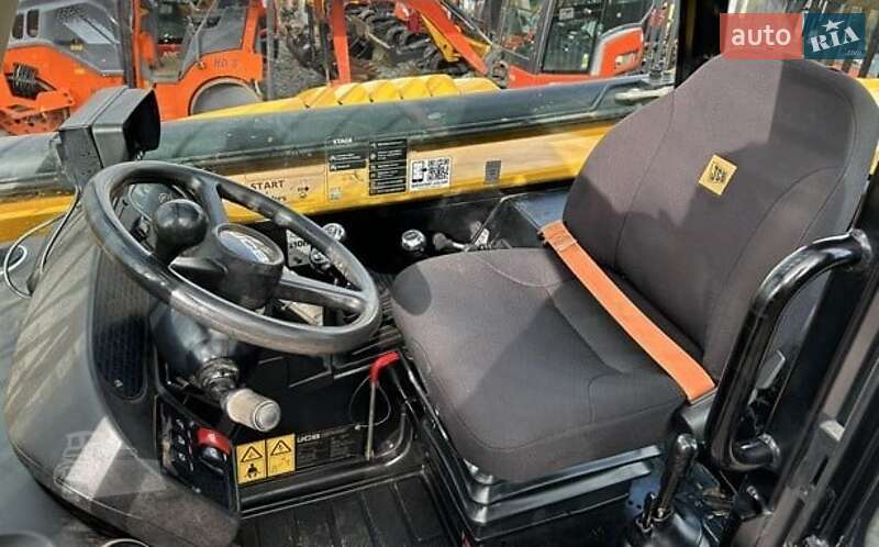 Телескопический погрузчик JCB 540-140 2021 в Киеве