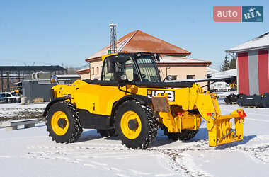 Подъемник телескопический JCB 540-140 2021 в 
