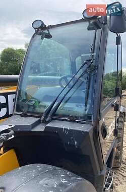 Телескопічні навантажувачі JCB 540-140 2013 в 