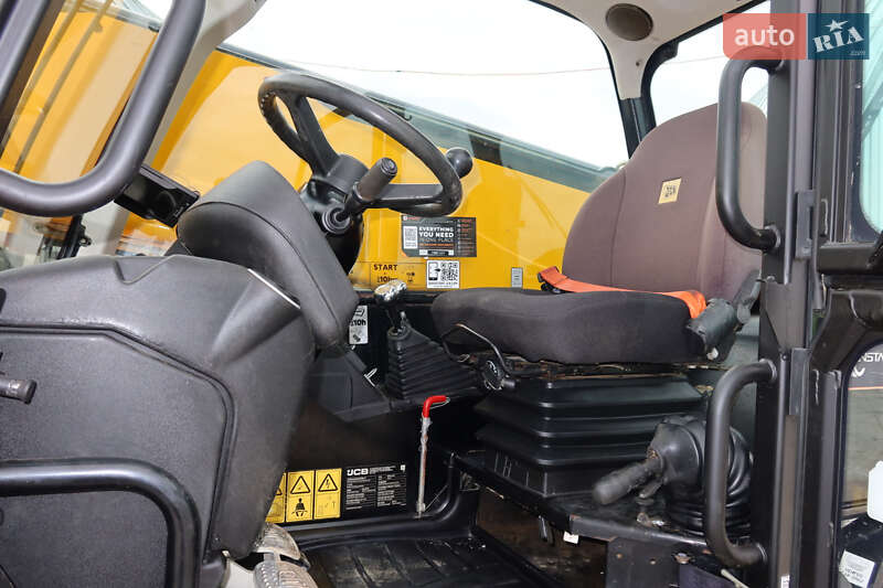 Телескопический погрузчик JCB 540-140 2019 в Бродах