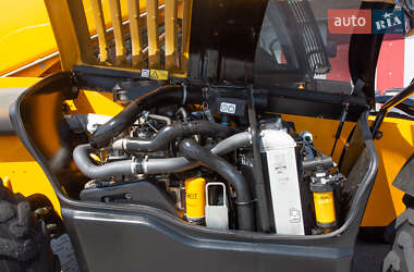 Подъемник телескопический JCB 540-140 2018 в 