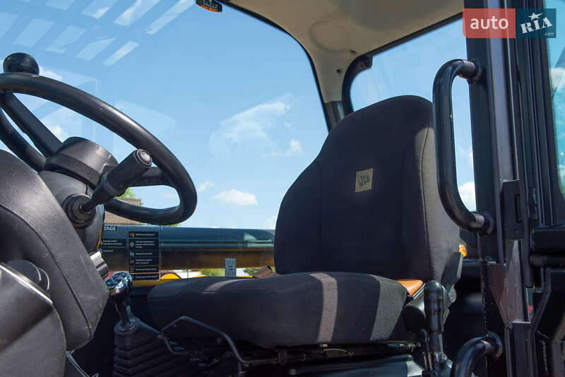 Підйомник телескопічний JCB 540-140 2021 в Житомирі