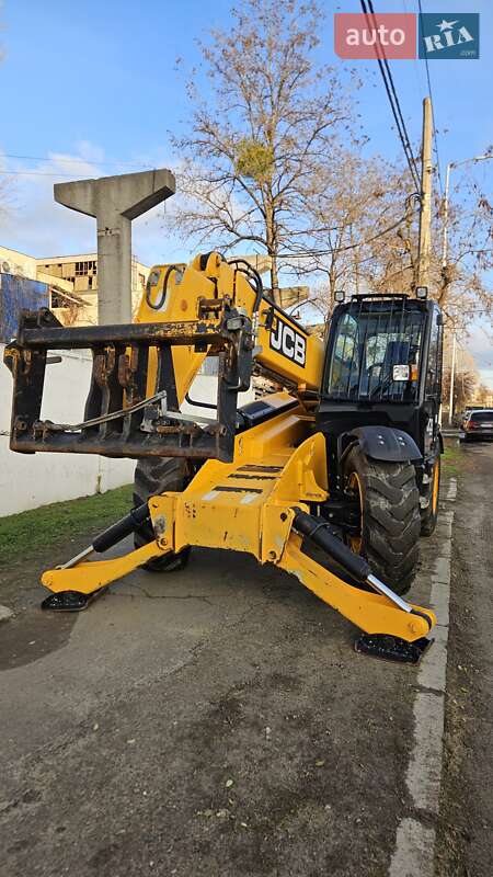 Телескопический погрузчик JCB 540-140 2018 в Киеве фото 25 Телескопический погрузчик JCB 540-140 2018 в Киеве