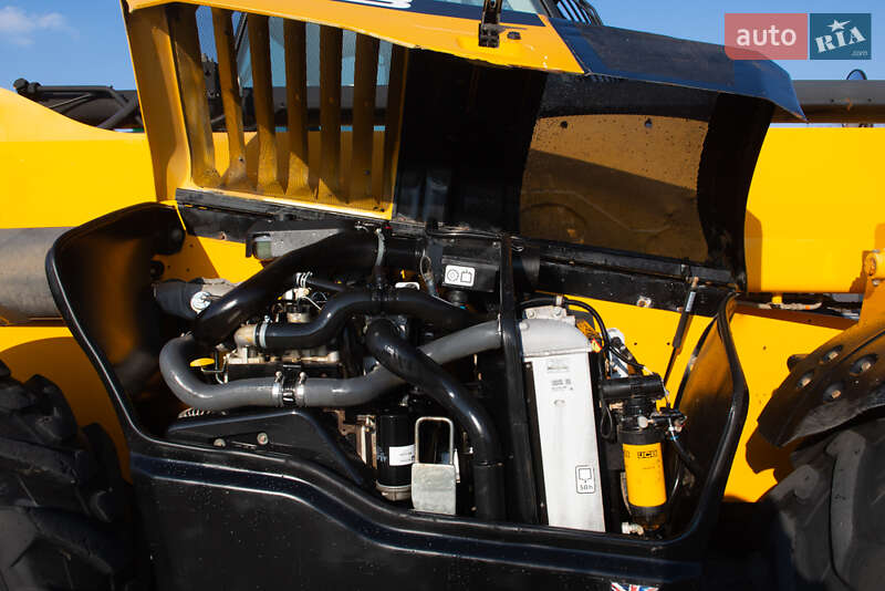Подъемник телескопический JCB 540-170 2017 в Житомире
