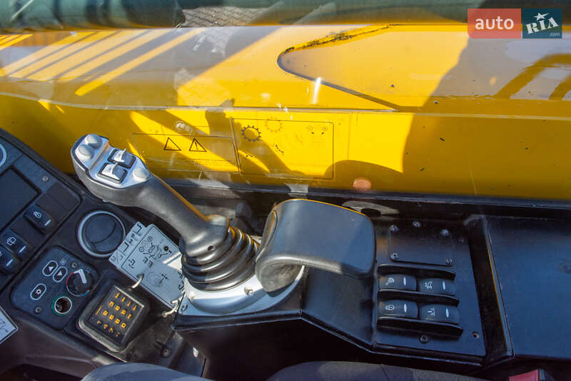 Подъемник телескопический JCB 540-170 2017 в Житомире