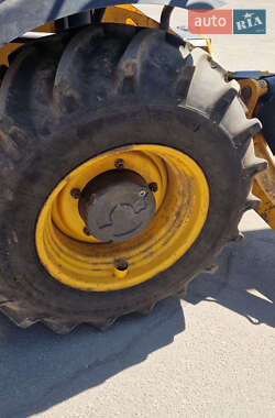 Телескопический погрузчик JCB 540-170 2014 в 