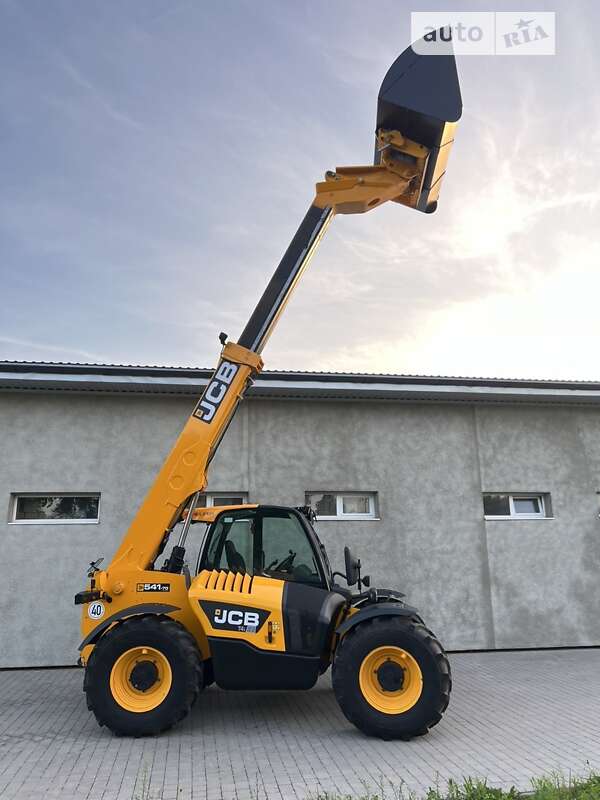 Телескопический погрузчик JCB 541-70 2015 в Луцке