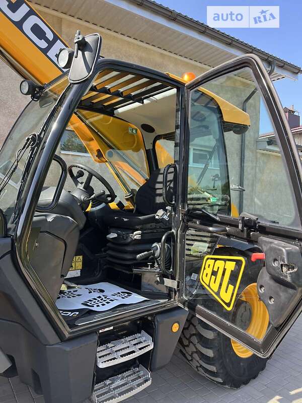 Телескопічні навантажувачі JCB 541-70 2012 в Луцьку