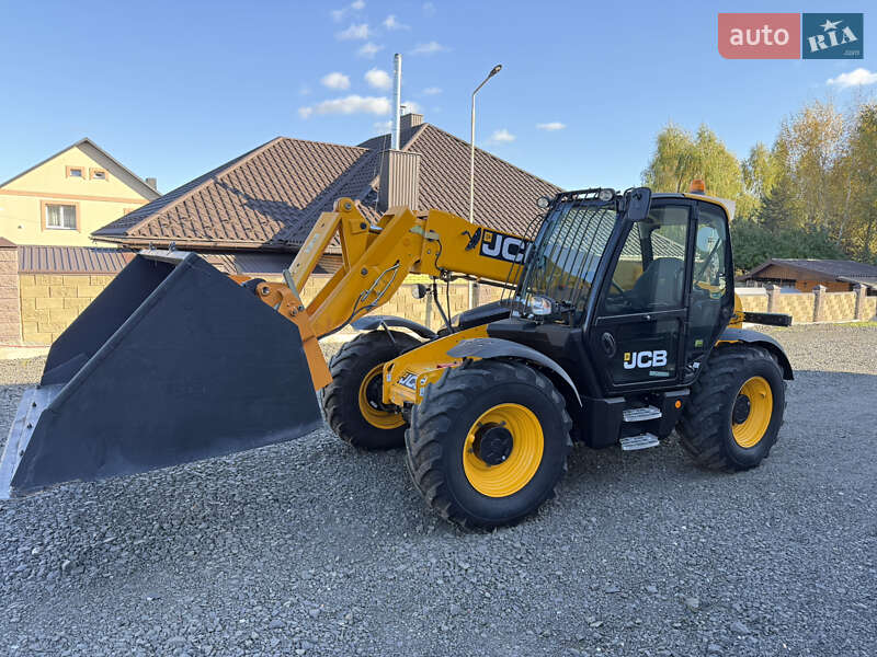 Телескопический погрузчик JCB 541-70 2015 в Луцке