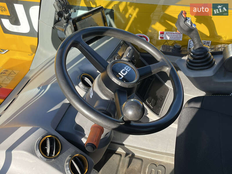 Телескопический погрузчик JCB 541-70 2019 в Луцке