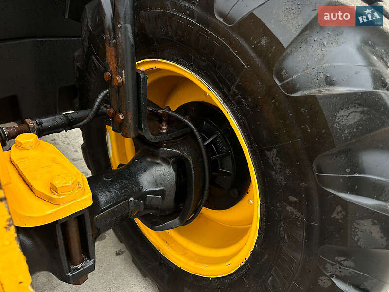 Телескопический погрузчик JCB 541-70 2012 в Луцке