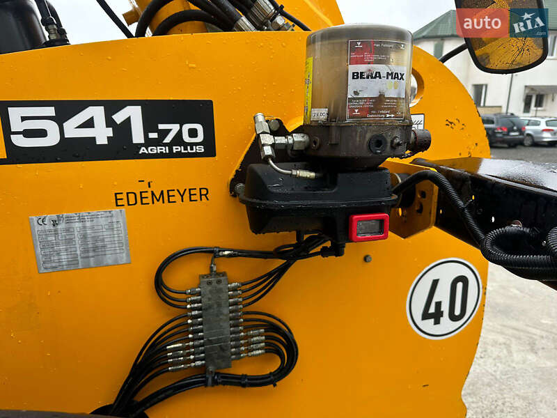 Телескопический погрузчик JCB 541-70 2012 в Луцке