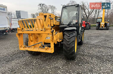 Телескопический погрузчик JCB 541-70 2013 в 