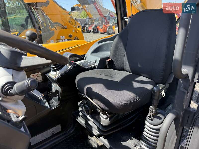 Телескопический погрузчик JCB 541-70 2010 в Луцке