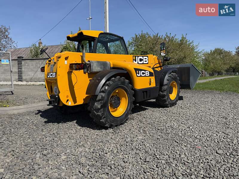 Телескопический погрузчик JCB 541-70 2010 в Луцке