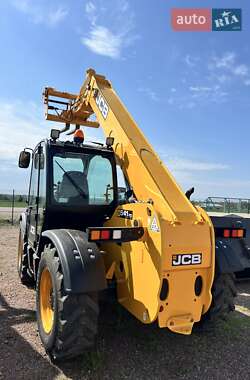 Телескопический погрузчик JCB 541-70 2014 в 