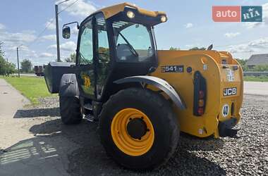 Телескопический погрузчик JCB 541-70 2011 в 