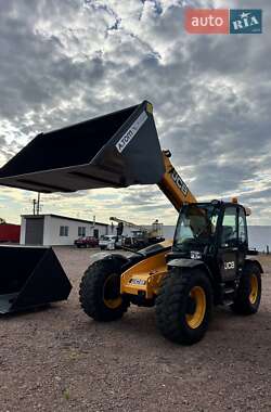 Телескопічні навантажувачі JCB 541-70 2015 в Малій Висці