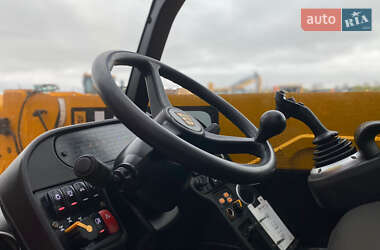 Телескопический погрузчик JCB 541-70 2017 в 