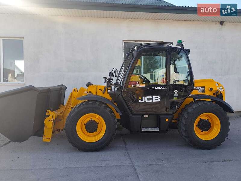 JCB 541-70 2013