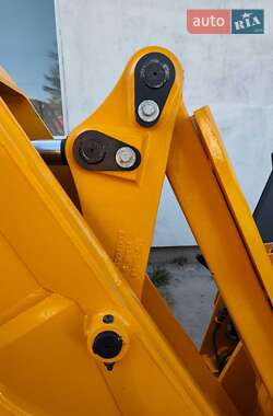 Телескопический погрузчик JCB 541-70 2013 в 
