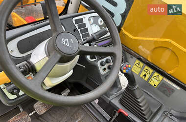 Телескопический погрузчик JCB 541-70 2010 в 