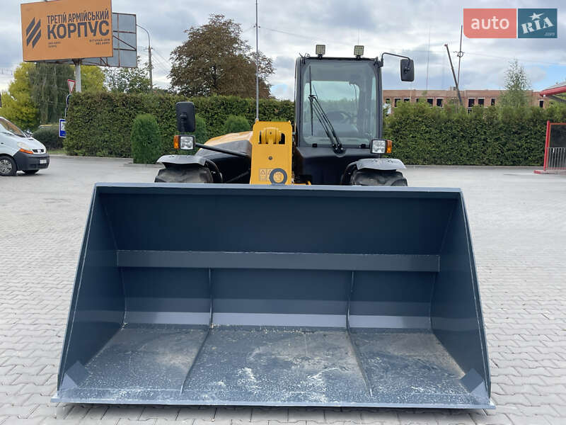 Телескопический погрузчик JCB 541-70 2009 в Луцке