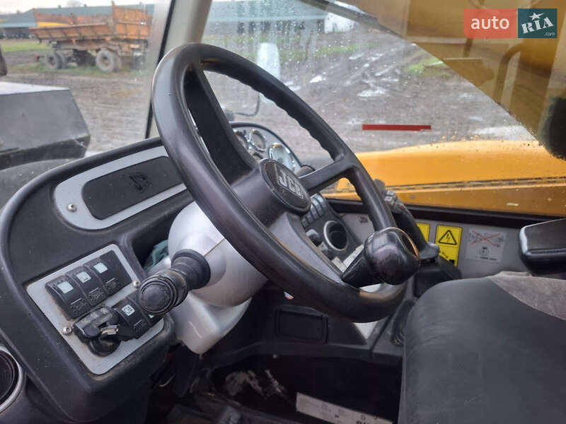 Телескопічні навантажувачі JCB 541-70 2006 в Тернополі