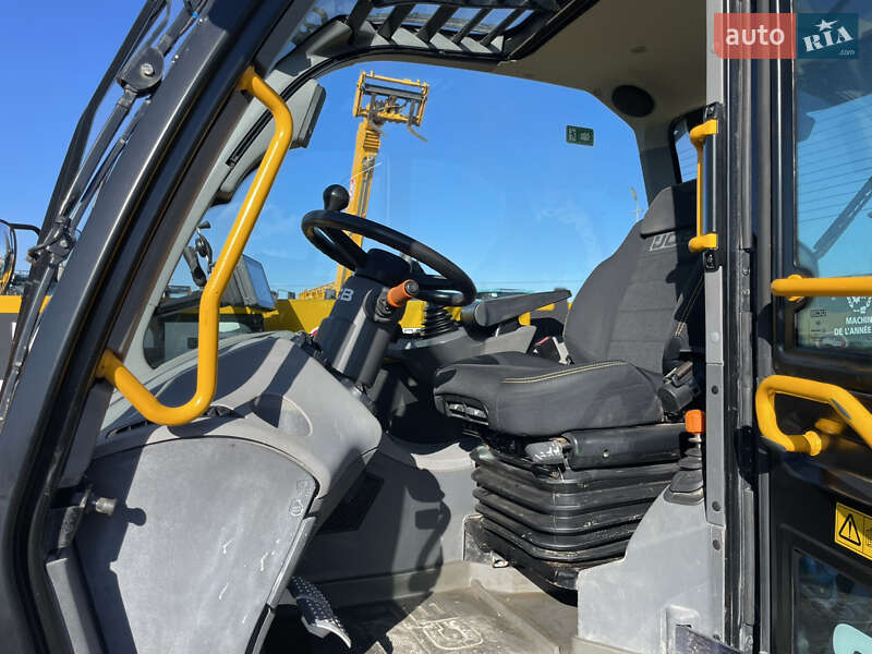 Телескопический погрузчик JCB 542-70 2019 в Луцке фото 16 Телескопический погрузчик JCB 542-70 2019 в Луцке