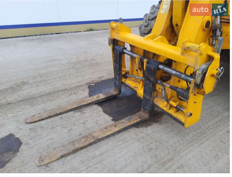 Телескопический погрузчик JCB 550-80 2018 в Бродах