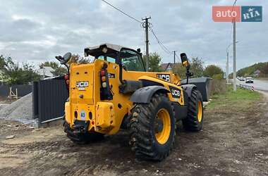 Телескопічні навантажувачі JCB 550-80 2015 в 