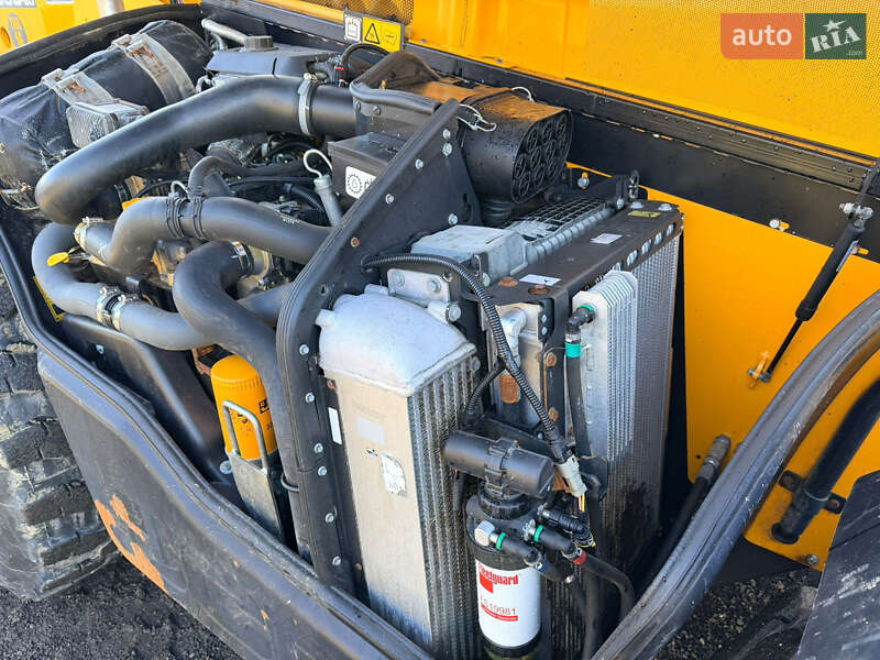 Телескопический погрузчик JCB 560-80 2020 в Киеве фото 4 Телескопический погрузчик JCB 560-80 2020 в Киеве