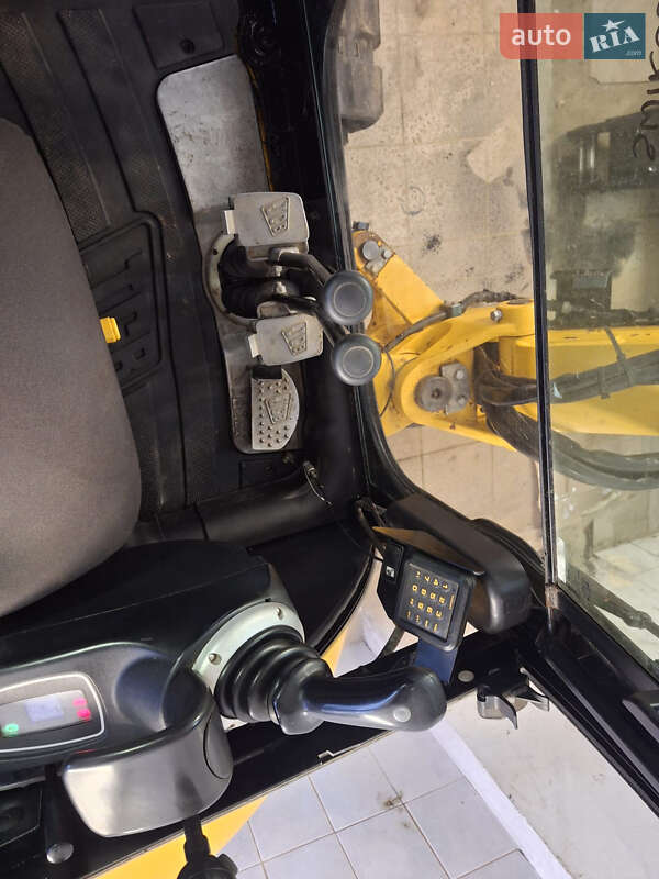 Миниэкскаватор JCB 8025 2019 в Львове фото 14 Миниэкскаватор JCB 8025 2019 в Львове