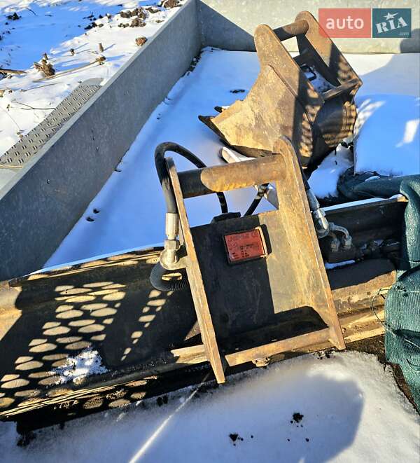 Інша будівельна техніка JCB 8025 2010 в Києві фото 8 Інша будівельна техніка JCB 8025 2010 в Києві