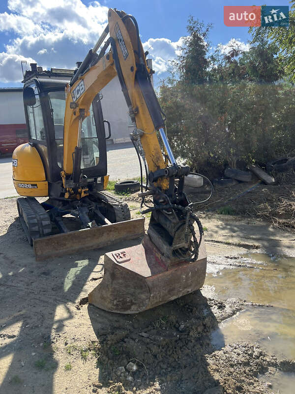 Екскаватор навантажувач JCB 8026 2014 в Львові