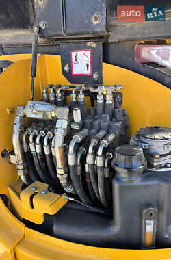 Миниэкскаватор JCB 8027 2005 в 
