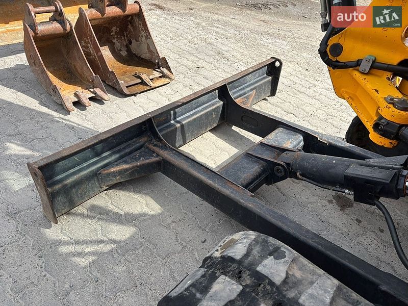 Миниэкскаватор JCB 8030 2012 в Львове