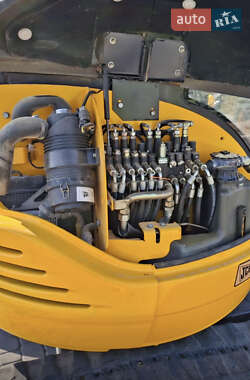 Миниэкскаватор JCB 8032 2005 в 