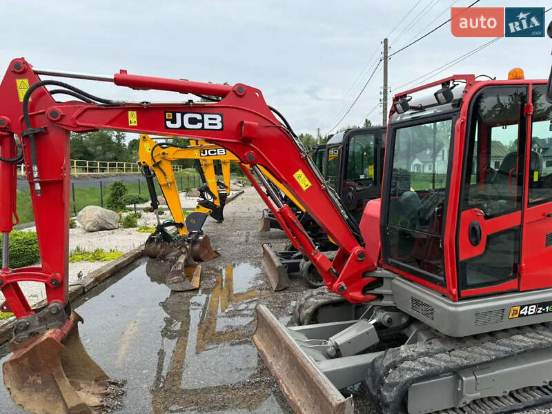 Екскаватор навантажувач JCB 8045 2014 в Трускавці