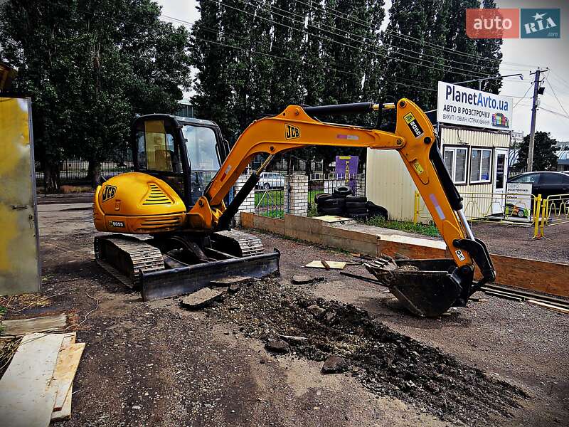 Экскаватор погрузчик JCB 8055 2010 в Черкассах