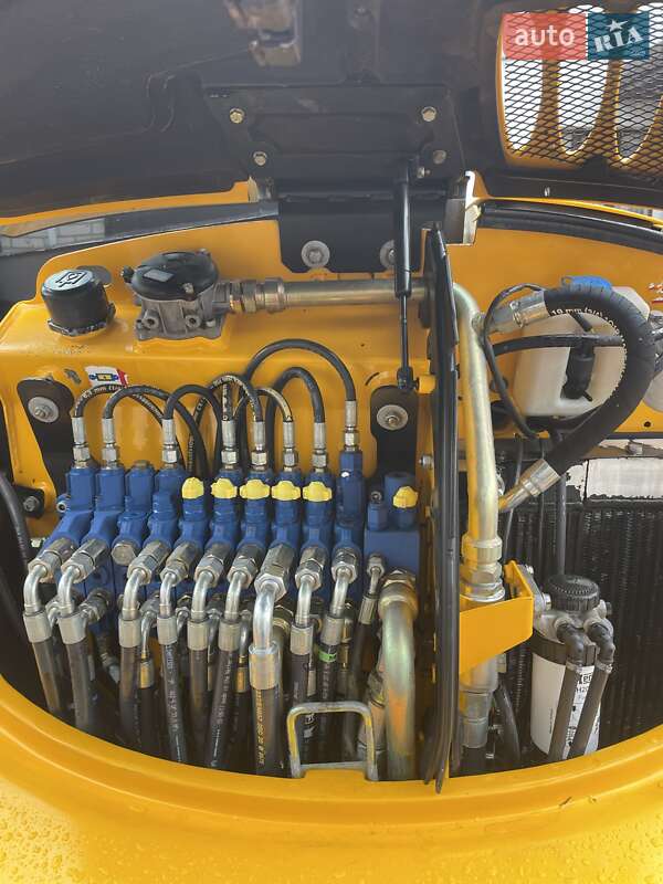 Гусеничный экскаватор JCB 8065 2011 в Луцке фото 5 Гусеничный экскаватор JCB 8065 2011 в Луцке