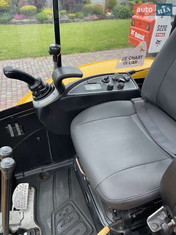 Гусеничный экскаватор JCB 8065 2011 в Луцке фото 8 Гусеничный экскаватор JCB 8065 2011 в Луцке