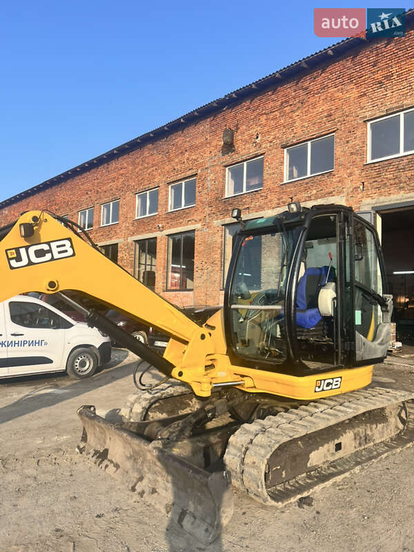 JCB 8085 2005